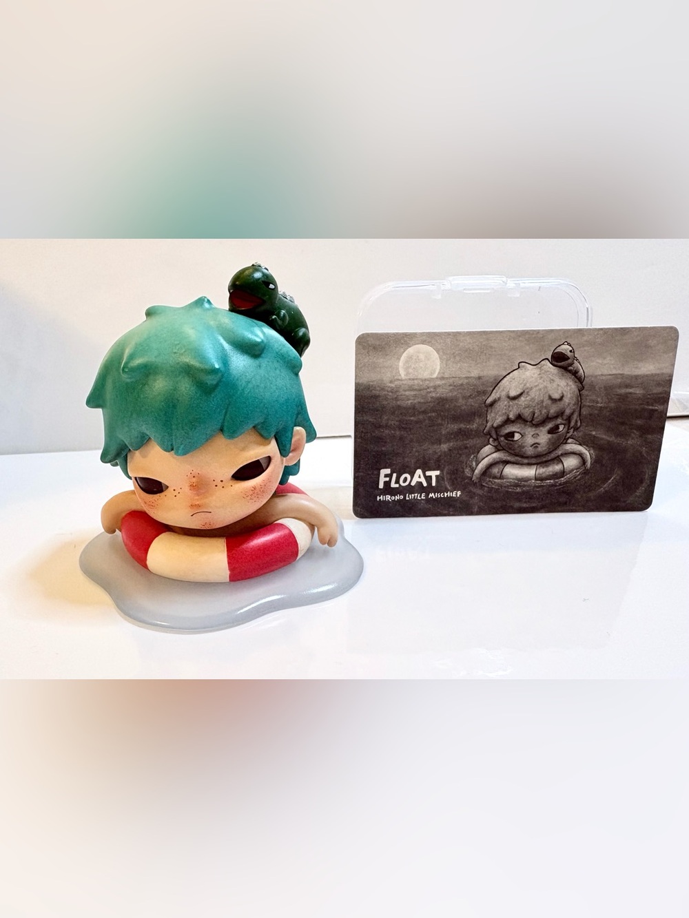 POP MART - Hirono’s  Little Mischief Series – FLOAT!